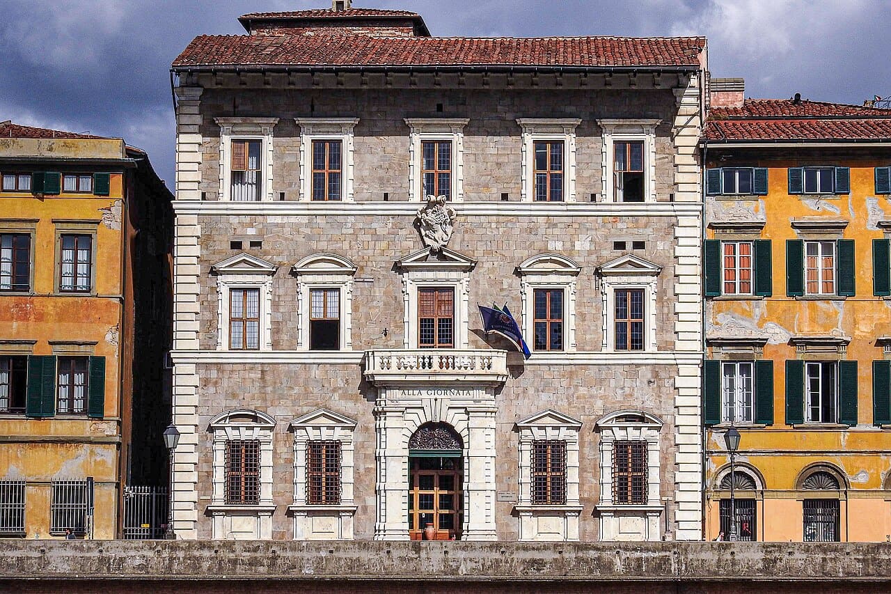 La facciata di Palazzo alla Giornata, sede del Rettorato dell'Università di Pisa